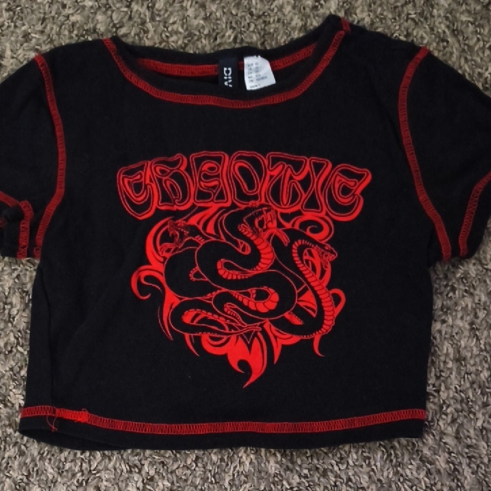 H&M Black and Red Short Sleeve Tee with Tribal Design